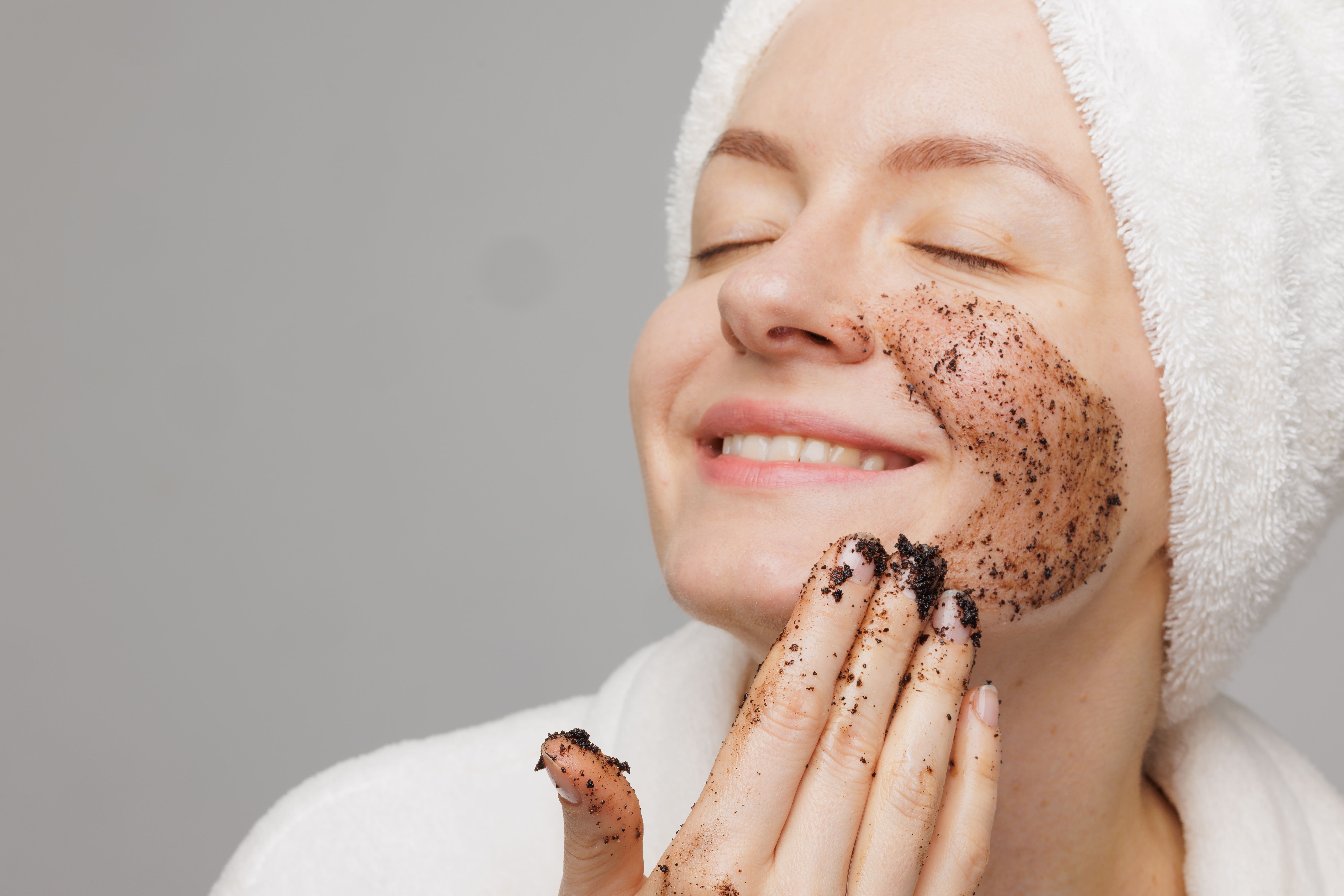 viso scrub esfoliazione